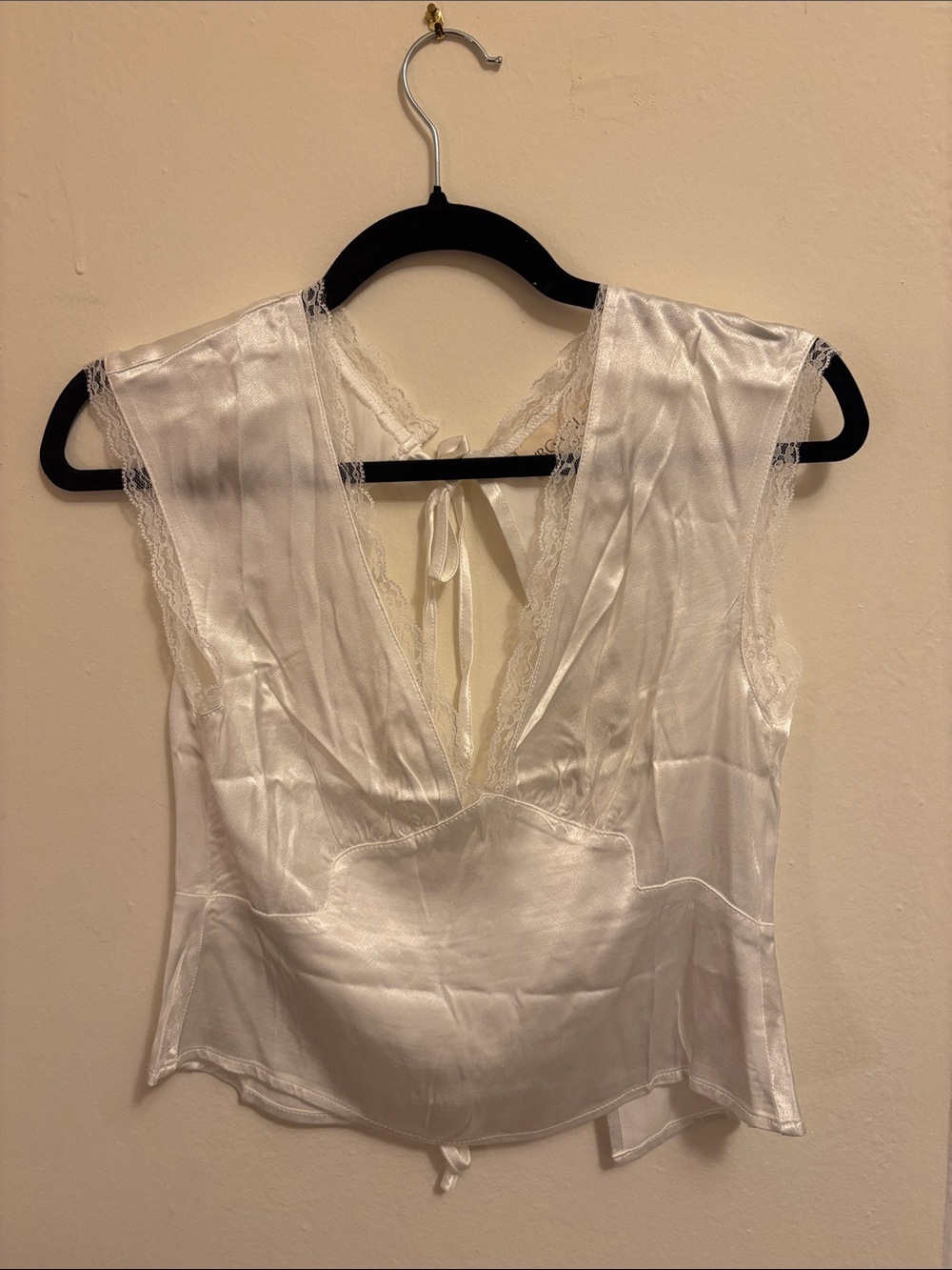 VRG GRL Vintage Lover Tie Back Top White - Picture 7 of 8